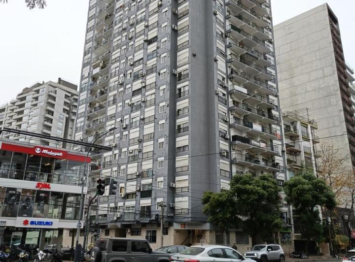 Departamento · 90m² · 4 Ambientes · 1 Cochera