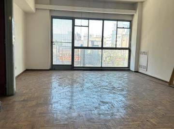 Departamento · 95m² · 5 Ambientes · Departamento en Centro