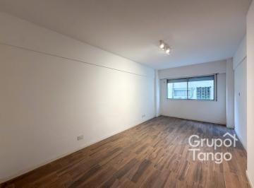 Departamento · 69m² · 4 Ambientes · Venta Departamento Colegiales Cuatro Ambientes Remodelado Apto Crédito