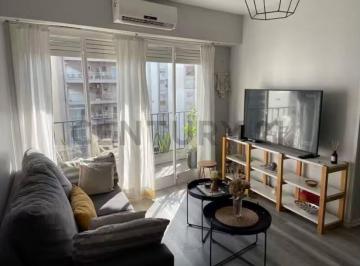 Departamento · 80m² · 4 Ambientes · ¡Excelente Oportunidad de Inversión Sobre Av Cabildo!