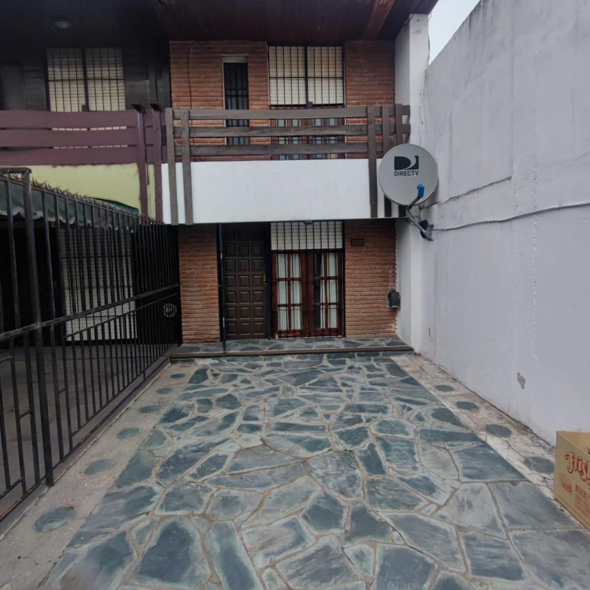 Dúplex 3 amb, 95m² en venta, Italia al 300, Villa Primera, con cochera