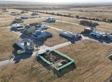 Terreno · 350m² · Venta de Terreno Residencial Pampas de Manantiales, 350 m²