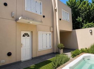 PH · 160m² · 4 Ambientes · 1 Cochera · PH, Casa, Departamento, Complejo