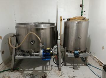 Fondo de comercio , Lago Puelo · Fabrica de Cerveza Artesanal Funcionando