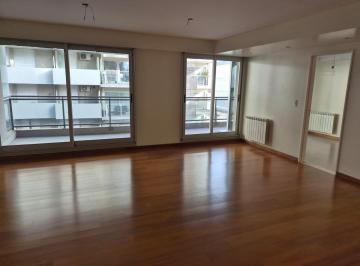Departamento · 114m² · 4 Ambientes · 1 Cochera · Alquiler Departamento Tres Dorm. con Cochera