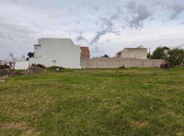 Terreno · 310m² · Terreno de 10x30 con Todos Los Servicios, Crespo