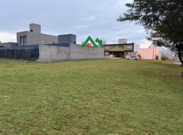Terreno · 360m² · Terreno en Venta en Docta Boulevard 360 m² Totales Apto Dúplex