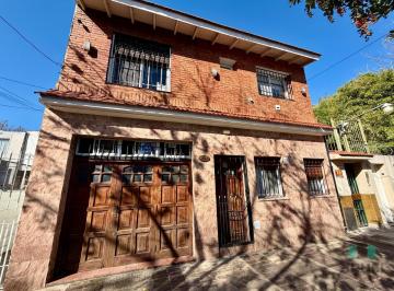 PH · 125m² · 3 Ambientes · 1 Cochera · PH en Venta en Remedios de Escalada - 3 Ambientes - Cochera - Terraza
