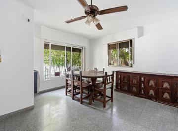 Casa · 141m² · 4 Ambientes · 1 Cochera · Casa.3 Dorm.. Esmeralda Al 300. Tigre