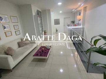 AYM-AYM-1363_2 · Local Comercial Premium en Pleno Microcentro - Totalmente Renovado y Listo Para
