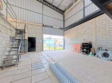Depósito · 300m² · Venta Galpon/deposito Sobre Ruta 8 Oportunidad