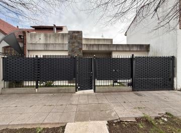 Casa · 187m² · 6 Ambientes · 1 Cochera · Venta Casa en Don Bosco