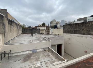 Casa · 225m² · 6 Ambientes · Venta – Propiedad Multifamiliar con 2 PH en Monte Castro