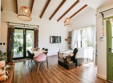 Casa · 114m² · 4 Ambientes · 2 Cocheras · Casa en Venta Roldan Dos Dorm. Jardin Galeria Parrillero