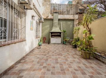 Departamento · 107m² · 4 Ambientes · Venta - Departamento 4 Amb con Patio en Floresta - Permuta