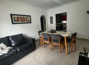 Casa de 3 ambientes, Lanús · Departamento Tipo Casa en Lanus Oeste de 3 Ambientes con Patio