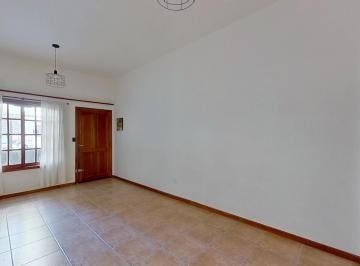 PH · 55m² · 3 Ambientes · 1 Cochera · Duplex 3 Amb en Alquiler con Patio, Parrilla, Cochera en Monte Castro