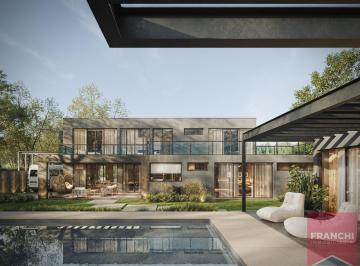 Casa · 260m² · 4 Dormitorios · 2 Cocheras · Obra Gruesa en Venta en Pleno Vistalba