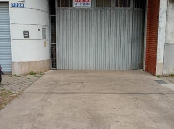 Bodega-Galpón · 240m² · 2 Ambientes · Galpón en Alquiler Zona Sur