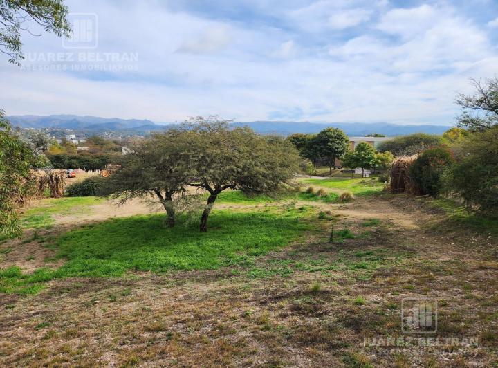 Terreno · 2452m²