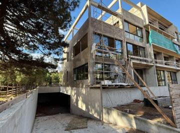 Departamento · 74m² · 2 Ambientes · 1 Cochera · Venta de Departamento en Pinamar
