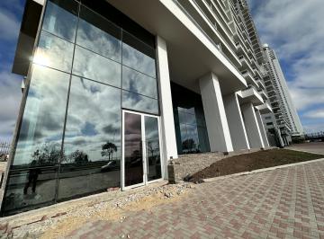 Local comercial · 110m² · 1 Ambiente · Venta Local Maui Torre Sur