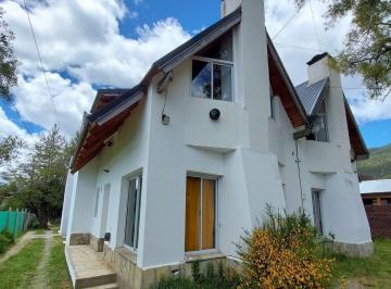 Casa · 361m² · 15 Ambientes · Complejo de Cabañas Entre Pioneros y Bustillo Km 6