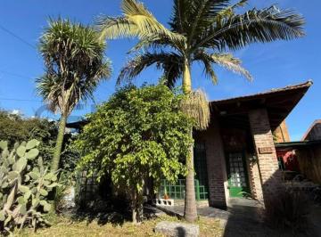 Oficina comercial · 180m² · 6 Ambientes · 2 Cocheras · 143 Entre 61 y 62 - Casa en Venta