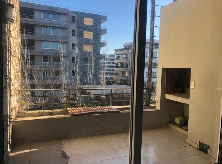 Departamento · 60m² · 2 Ambientes · 1 Cochera