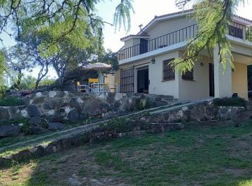 Casa · 100m² · 5 Ambientes · 5 Cocheras · Casa en Cuesta Blanca