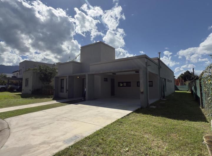 Casa · 185m²
