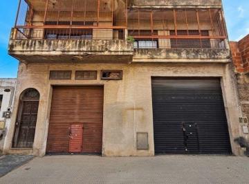 ITA-ITA-92_2 · Vende Casa con Galpón Apto Crédito No Bancario.