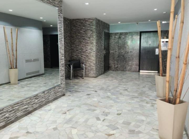 Impecable Departamento de 3 Ambientes, en Excelente Ubicacion, Hecho a Nuevo