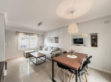 Casa · 90m² · 4 Ambientes · 1 Cochera · Duplex 4 Amb. en Venta Olivos Parrilla y Cochera