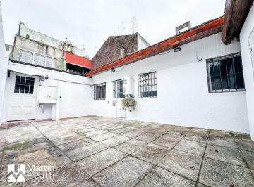 PH de 3 ambientes, Villa Urquiza · PH 3amb con Patio y Gran Baulera. 2 Baños. No Se Abonan Expensas, Gas, Aysa Ni Abl. (Todo Incluido)