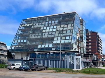 Departamento · 61m² · 2 Dormitorios · 1 Cochera · Departamento Frente Al Mar - Cochera - Pinamar