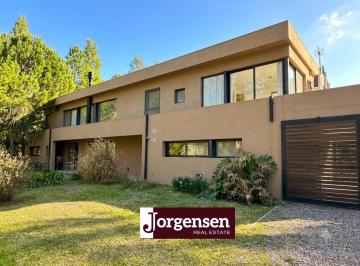 Casa de 7 ambientes, Escobar · Vista Al Canal - 1800 m de Terreno - Apto Crédito