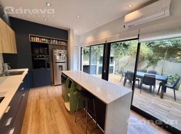 Casa · 145m² · 4 Ambientes · Venta Casa Moderna en Vicente López, 4 Ambientes, Jardín y Parrilla