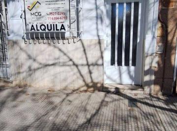 PH de 2 ambientes, Liniers · PH 2 Ambientes en Alquiler Sin Expensas!