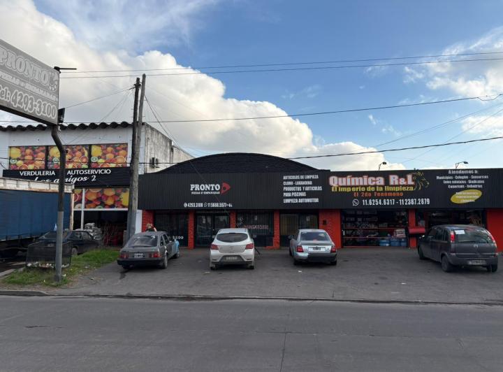 Local comercial · 187m²