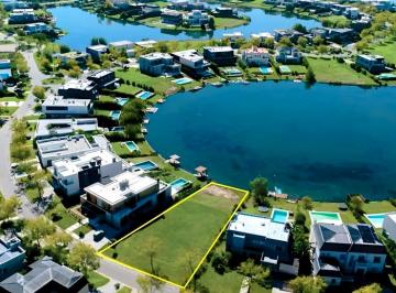 Terreno · 1019m² · Vendo Lote Al Agua en Barrio Marinas, Puertos de Escobar, Escobar, Bs. As.