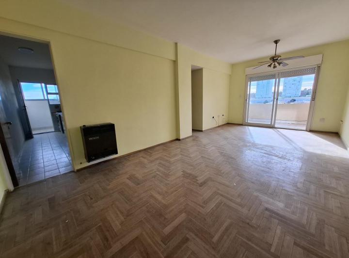 Departamento · 80m² · 4 Ambientes · 1 Cochera