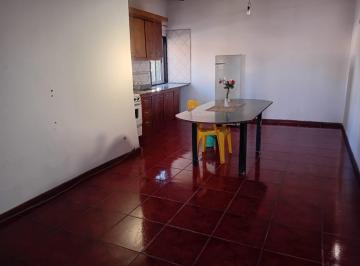 Departamento de 3 ambientes, Godoy Cruz · Departamento Persona Sola, Call Center U Oficina