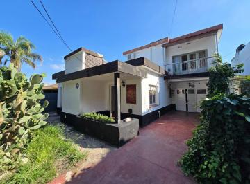 PH · 149m² · 4 Dormitorios · 3 Cocheras · Venta Oportunidad Casa PH 4 Dorm. | Las Malvinas carlos Paz