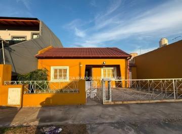 Casa · 100m² · 3 Ambientes · 1 Cochera · Casa en Venta en El Palomar
