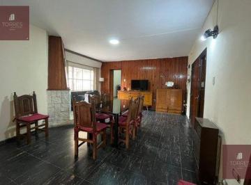 Casa · 300m² · 6 Ambientes · 2 Cocheras · Vendo Casa Mas Tres Departamentos en Villa Mercedes San Luis Ideal Inversionistas