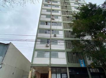 Departamento de 4 ambientes, La Paternal · Departamento 4 Ambientes con Lavadero