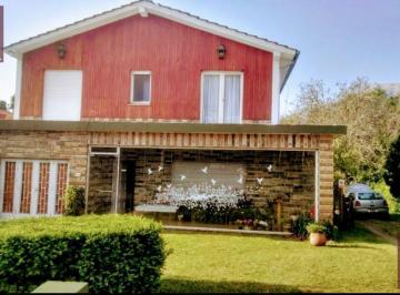 Casa · 176m² · 7 Ambientes · 1 Cochera · Venta Casa Rincon del Este Merlo San Luis