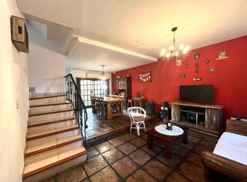PH · 167m² · 4 Ambientes · 1 Cochera · Venta PH - Tipo Casa 4 Ambientes - Ramos Mejia