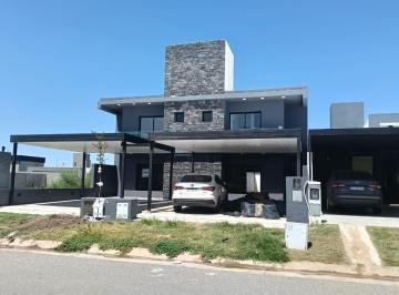 Fachada · Docta - Venta Duplex de 3 Dorm.